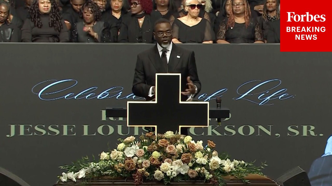 'He Knew The Struggle From Going Town To Town': Mayor Brandon Johnson Honors Rev. Jesse Jackson