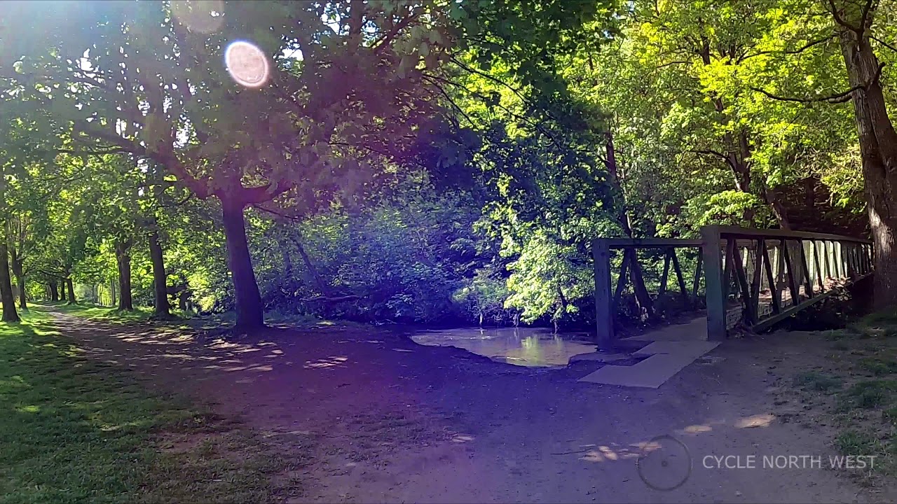 QUEEN'S PARK, HEYWOOD, UK