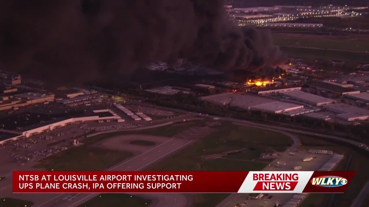 Louisville plane crash updates - WLKY 11 p.m. newscast - Nov. 5, 2025