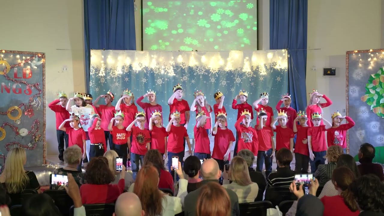 School 9 - KS2 Winter Production - December 2022 - 5 Gold Rings