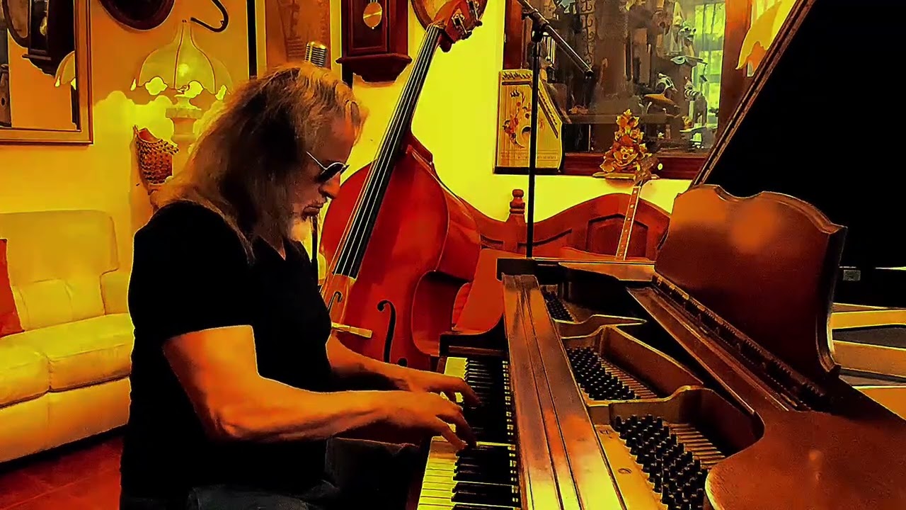 MARIONETTE CAPTIVITY OF LOVE by David Leonardo Piano Sonate Opus 4057.