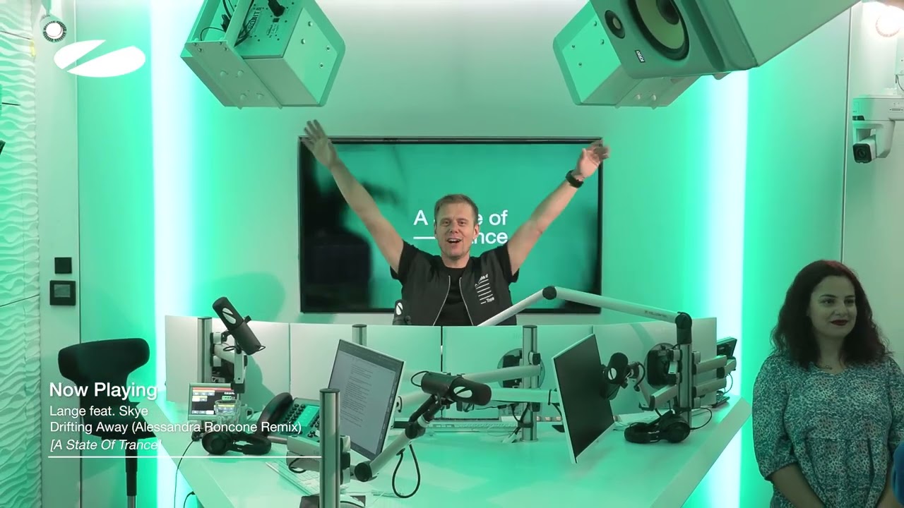 Lange feat. Skye - Drifting Away (Alessandra Roncone Remix) | As Played on #ASOT1167