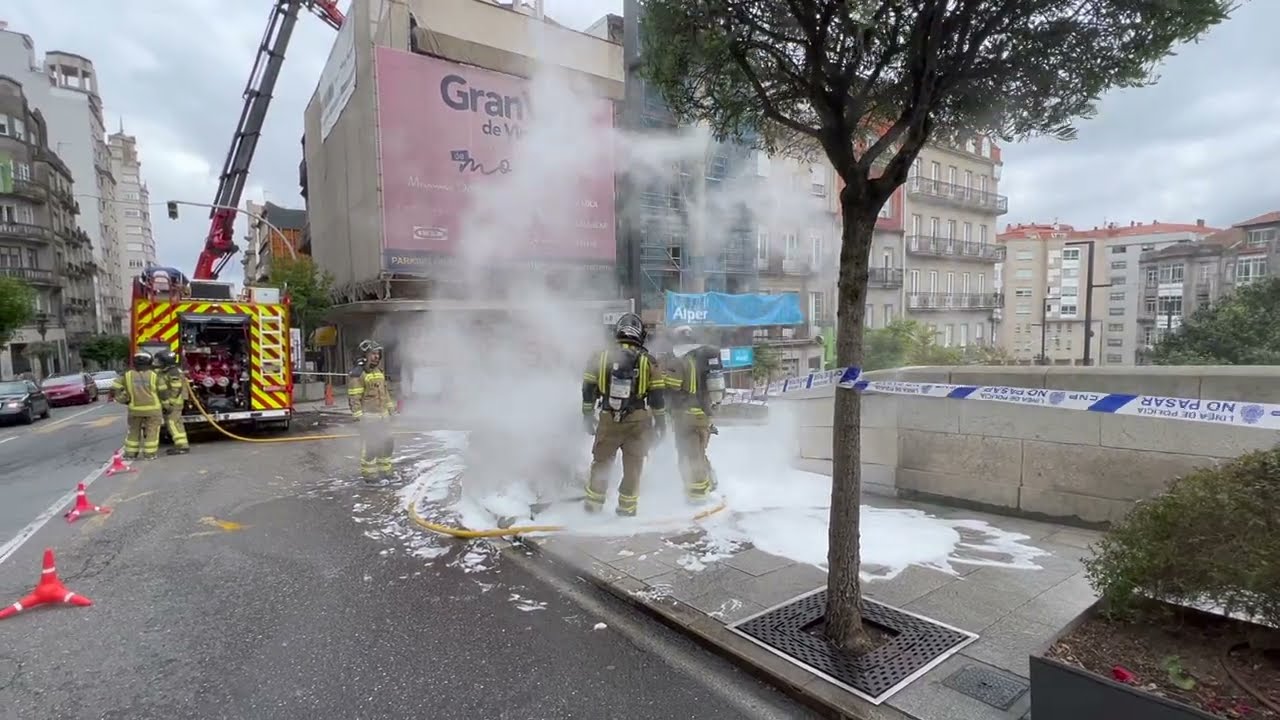 Explosión eléctrica en el entorno de Vialia Vigo - Metropolitano