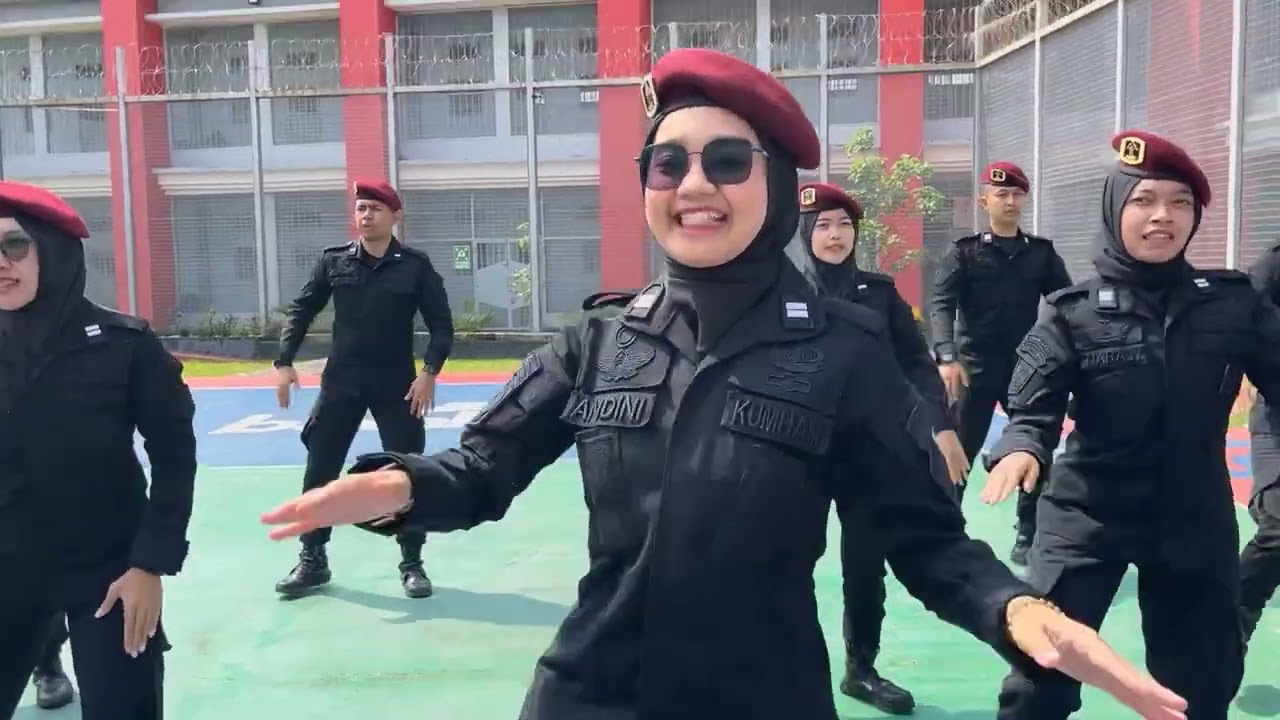 YEL - YEL WBK RUTAN PEREMPUAN BANDUNG 2024