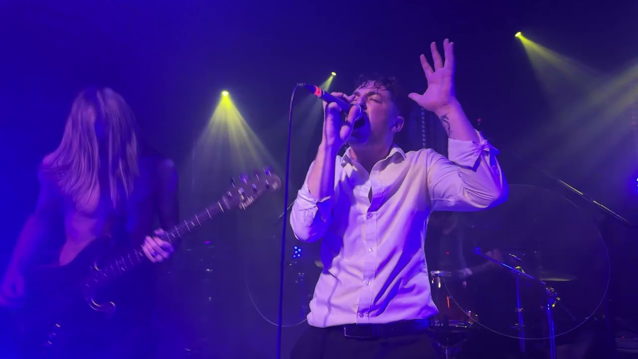 Velow - Wizje (live Pod Minogą/Poznań)