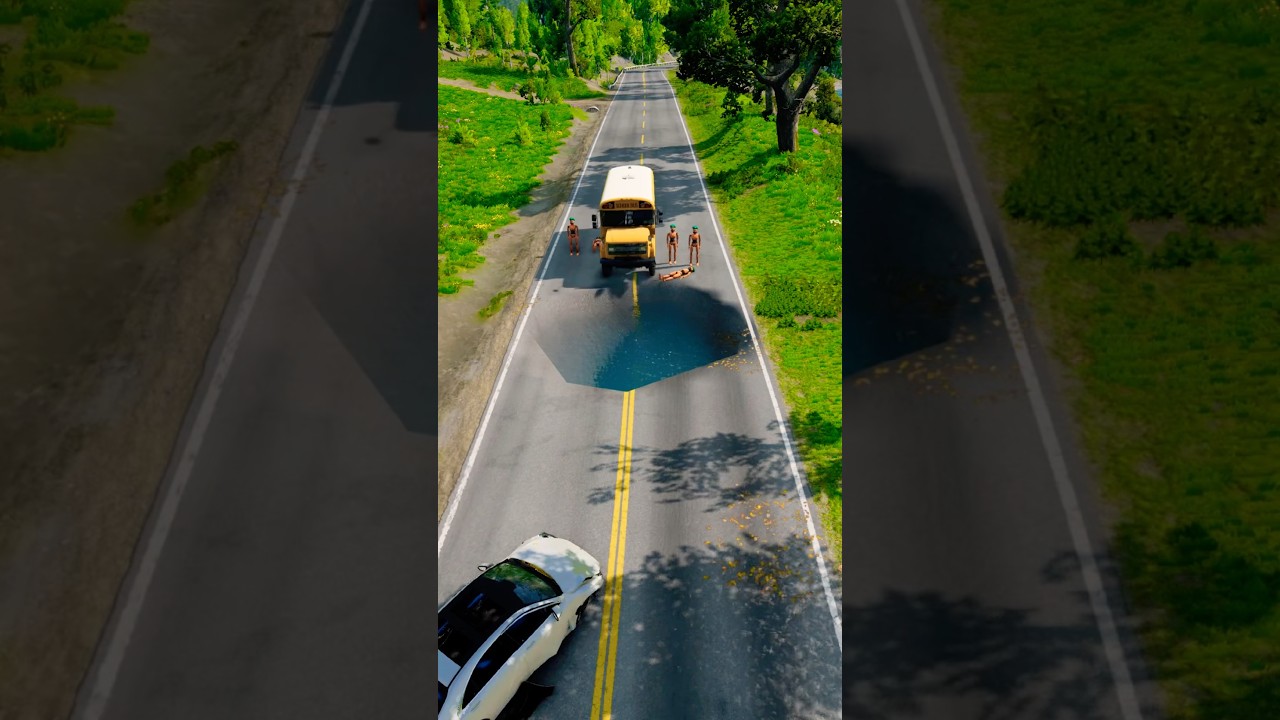 School Bus Crash Battle 🇺🇸😱 