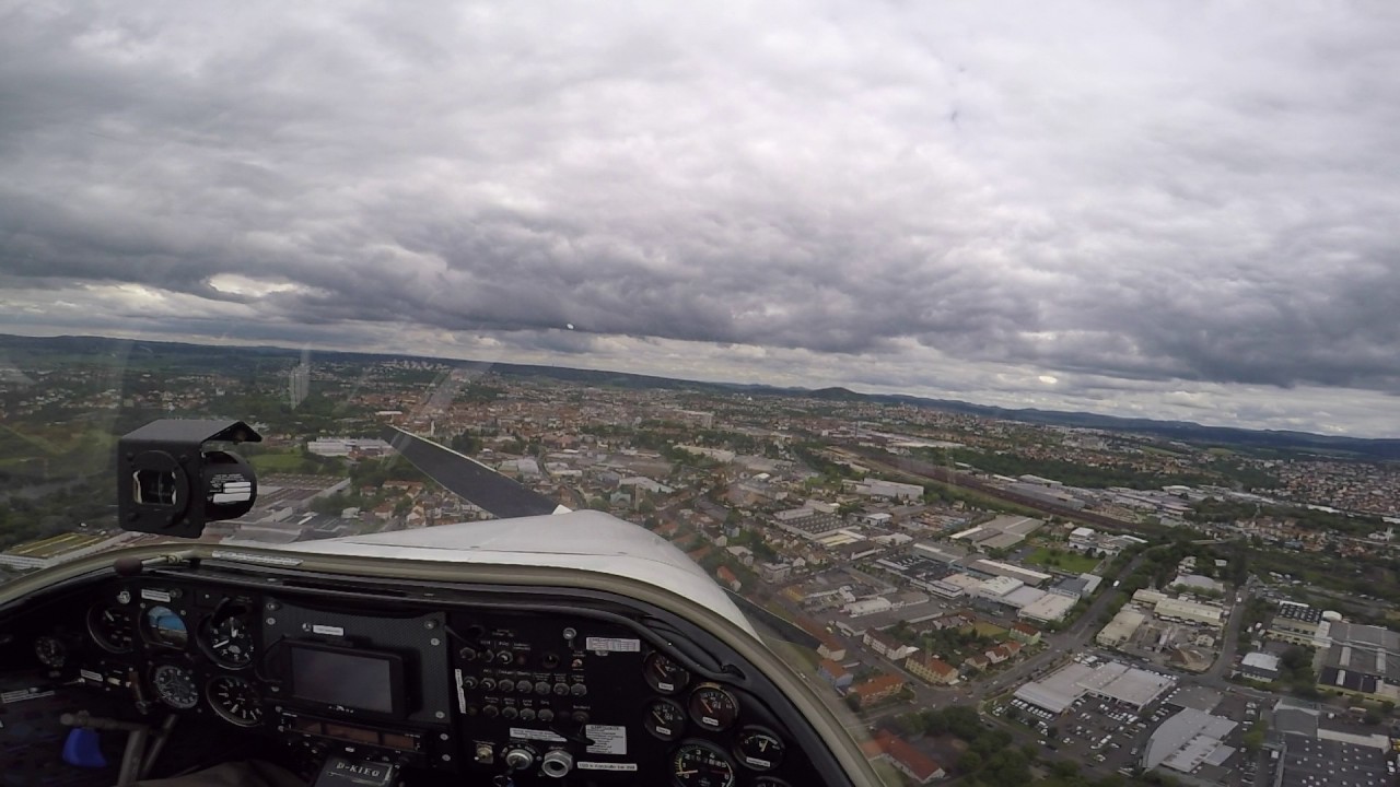 Scheibe Falke SF 25 landing with engine switched off or the 