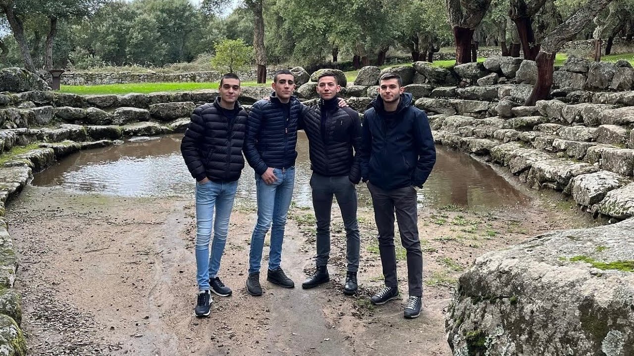 Tenore Romanzesu Bitti - Passu Torratu