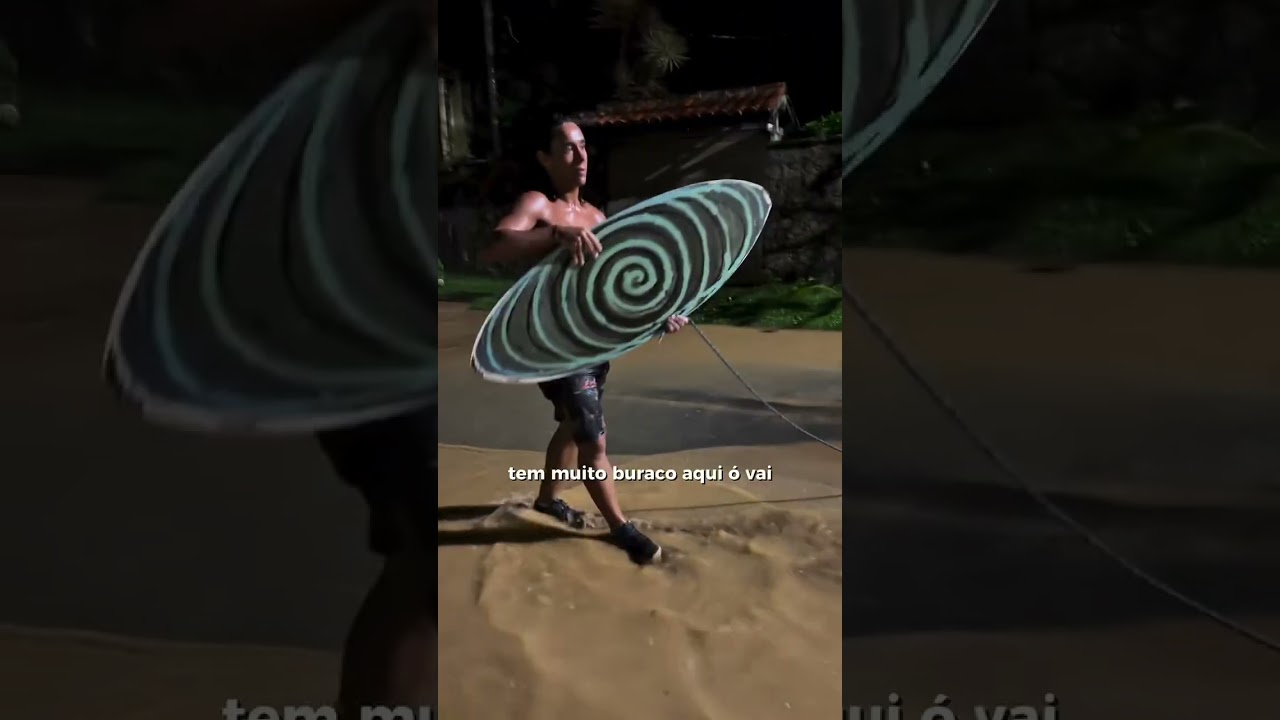 Estado de alerta! 🚨⛈️ Como est&aacute; a situa&ccedil;&atilde;o na sua cidade? #skimboarding #skimboards #surf
