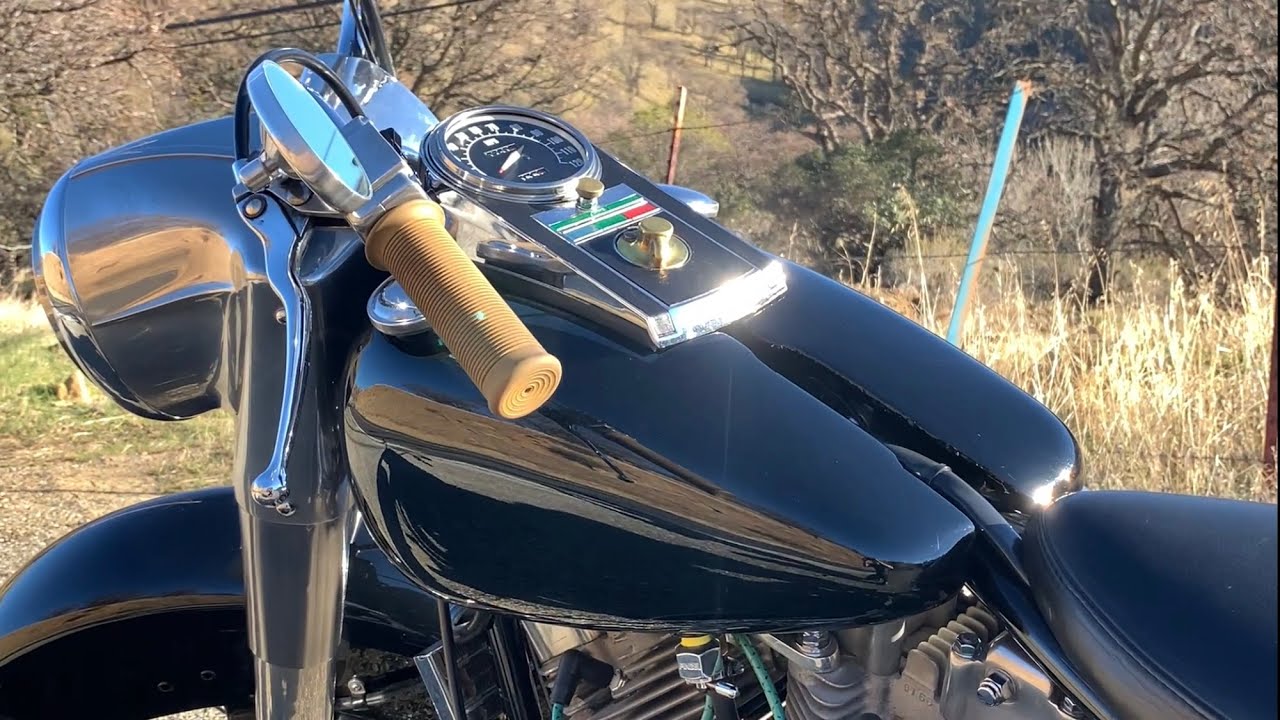 Shovelhead FLH Harley Davidson 1974 kickstart and quick detail shots.