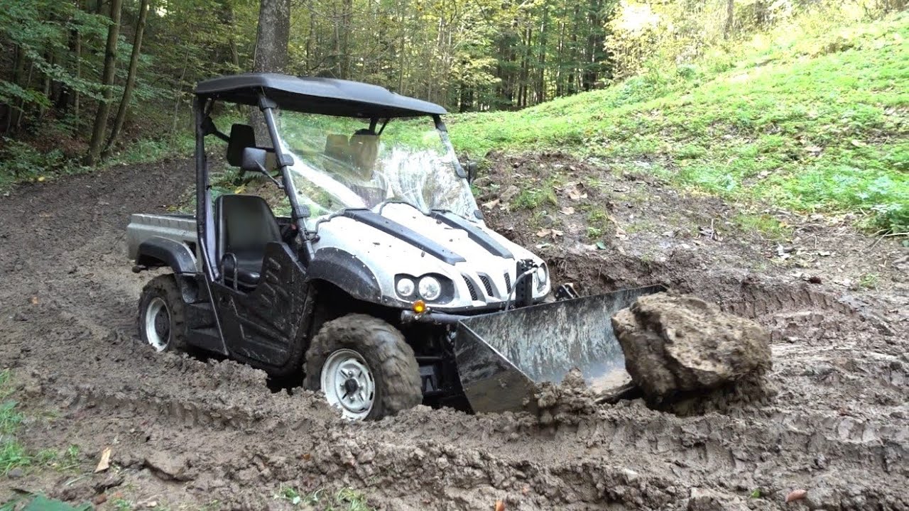 Výkop s UTV HS700 s hydraulikou s radlicí