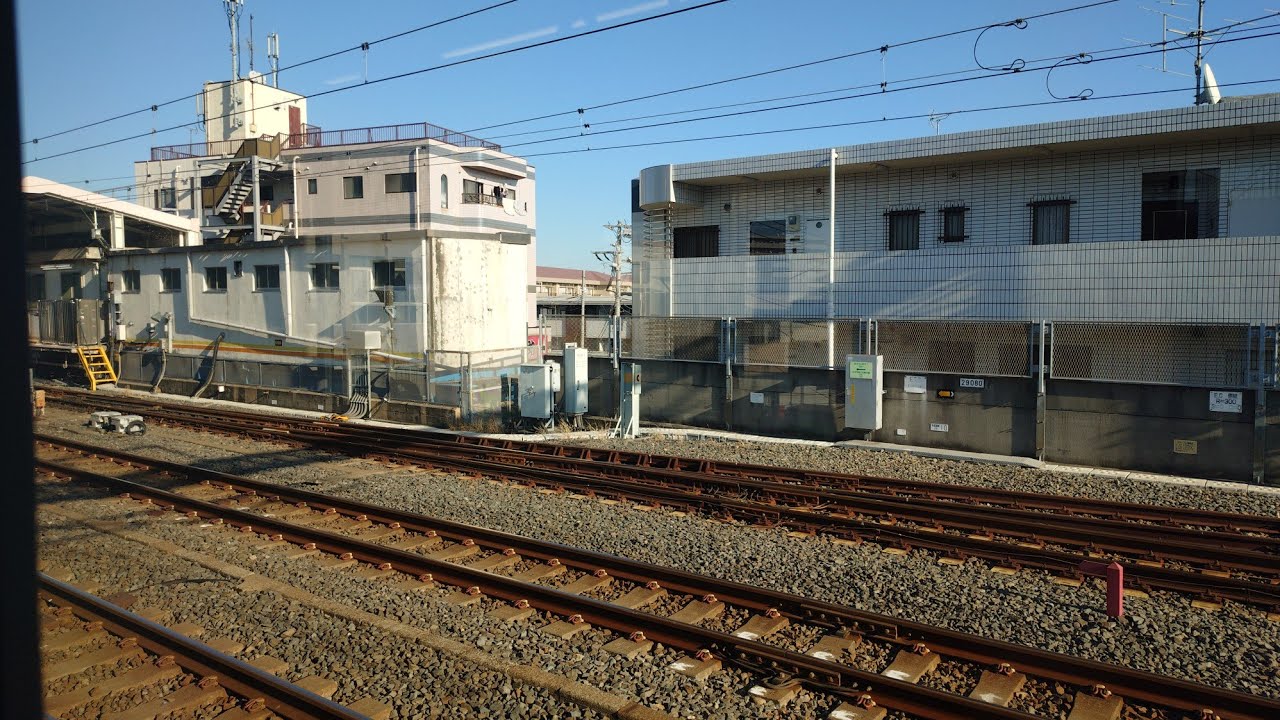 東京メトロ東西線快速　原木中山駅の待避線を通過/Tokyo Metro Tozai Line Rapid train passes Baraki-Nakayama