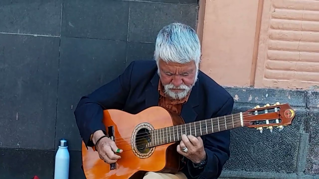 HORACIO ANDRADE. Best street music in Quito. #recommendations #quitocultura #art #viralvideo