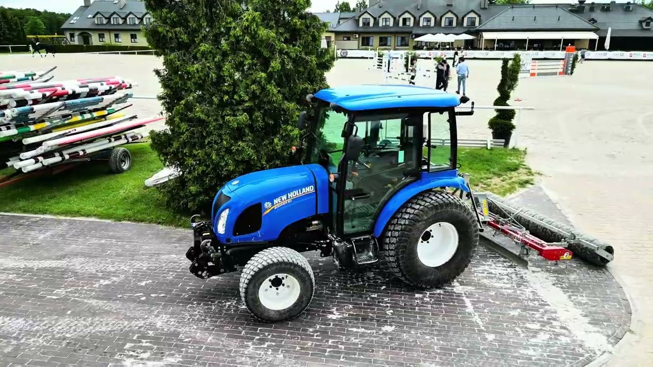 Kompaktowy ciągnik Boomer, stajnie i jeździectwo: Niezastąpiona pomoc w ośrodku Sielanka