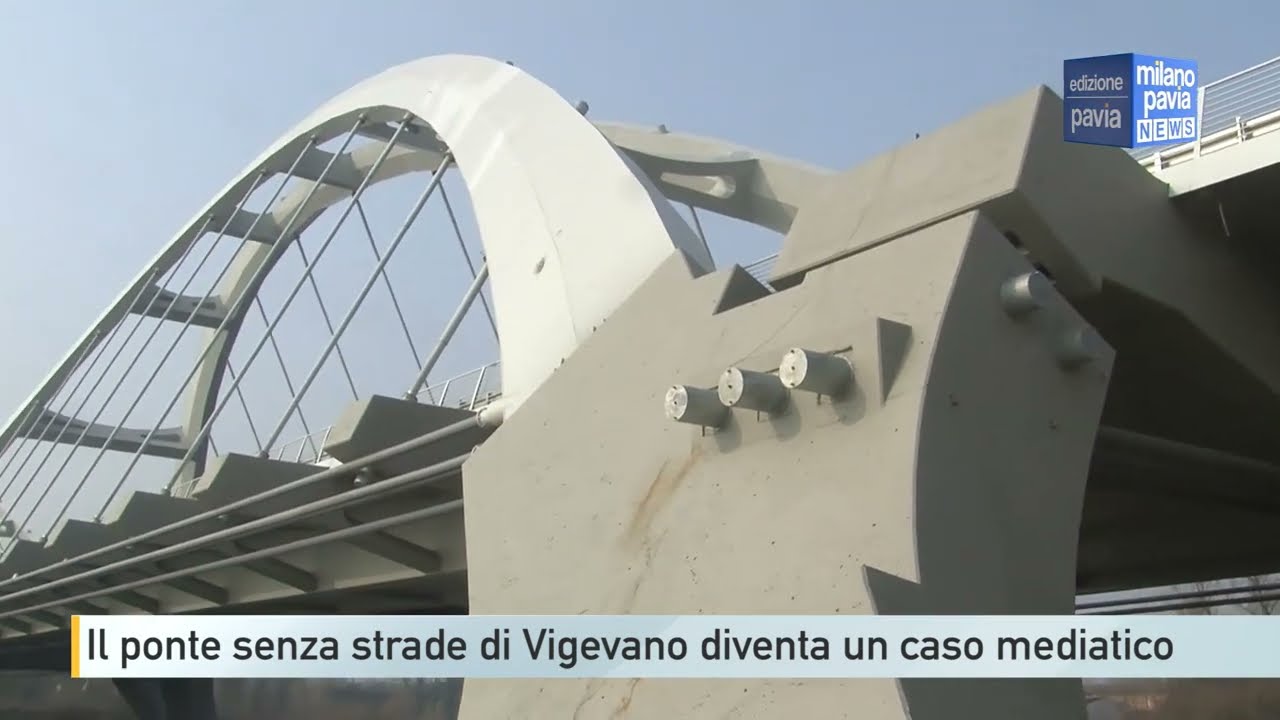Vigevano, il ponte sul Ticino senza strade diventa un caso mediatico