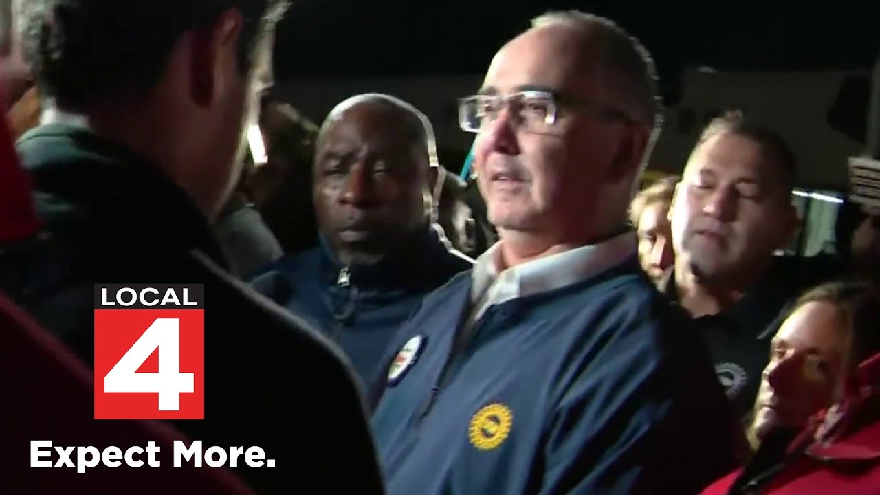 UAW President Shawn Fain talks deadline with Big Three not being met
