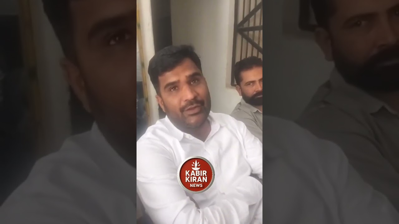 मंगेज चौधरी से बातचीत करने टिब्बी थाने में पहुंची पत्रकारों की टीम/