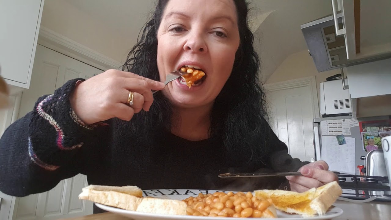 ASMR BEANS ON TOAST