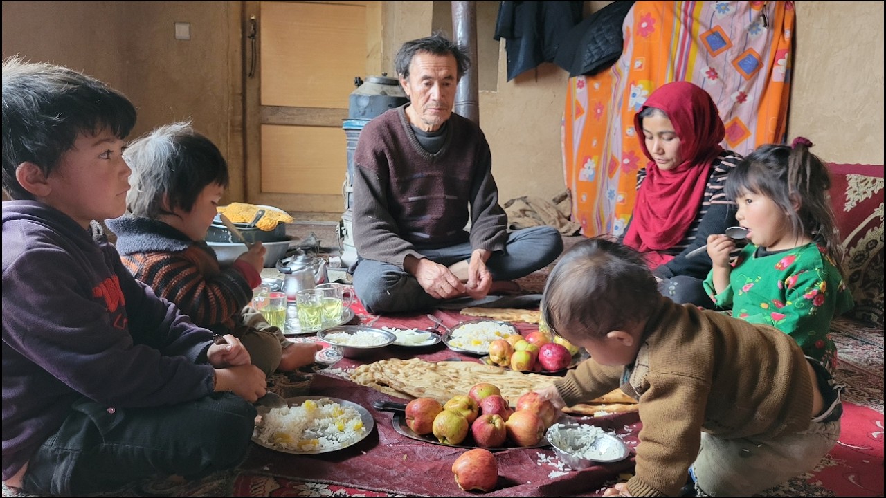 Family Breakfast in -30°C Snow | Afghan Village Life & Winter Survival