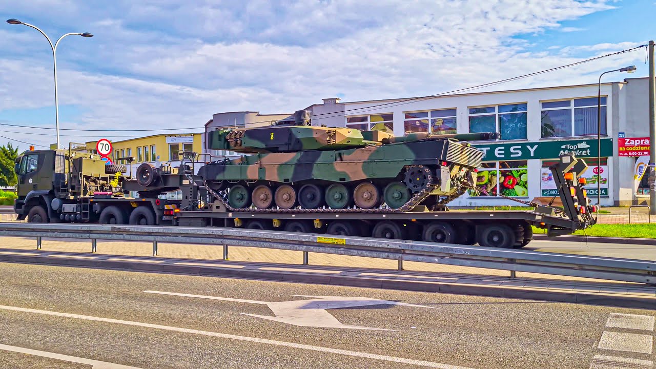 Warszawa - Przejazd kolumny wojskowej [ul. Wał Miedzeszyński] (2023/08/13, 08:02)