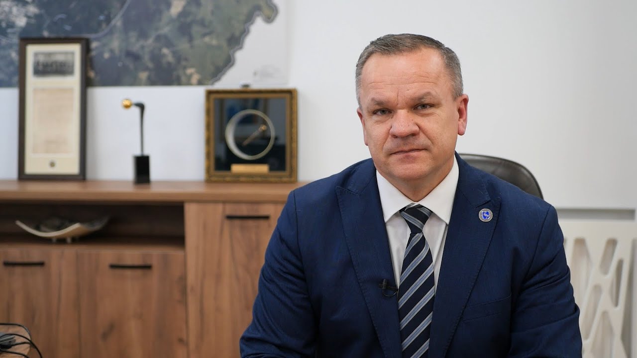 Мэр отвечает на вопросы висагинцев