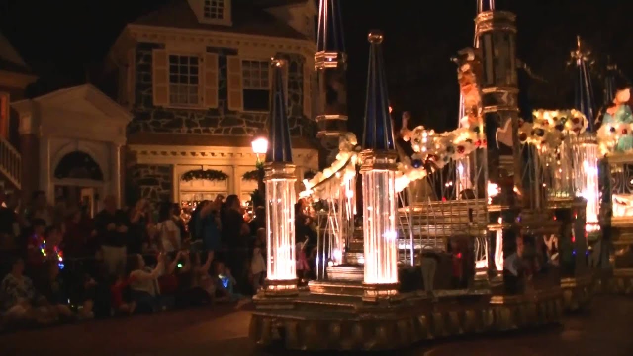WDW - Mickey's Once Upon a Christmastime Parade - Nov. 11, 2013