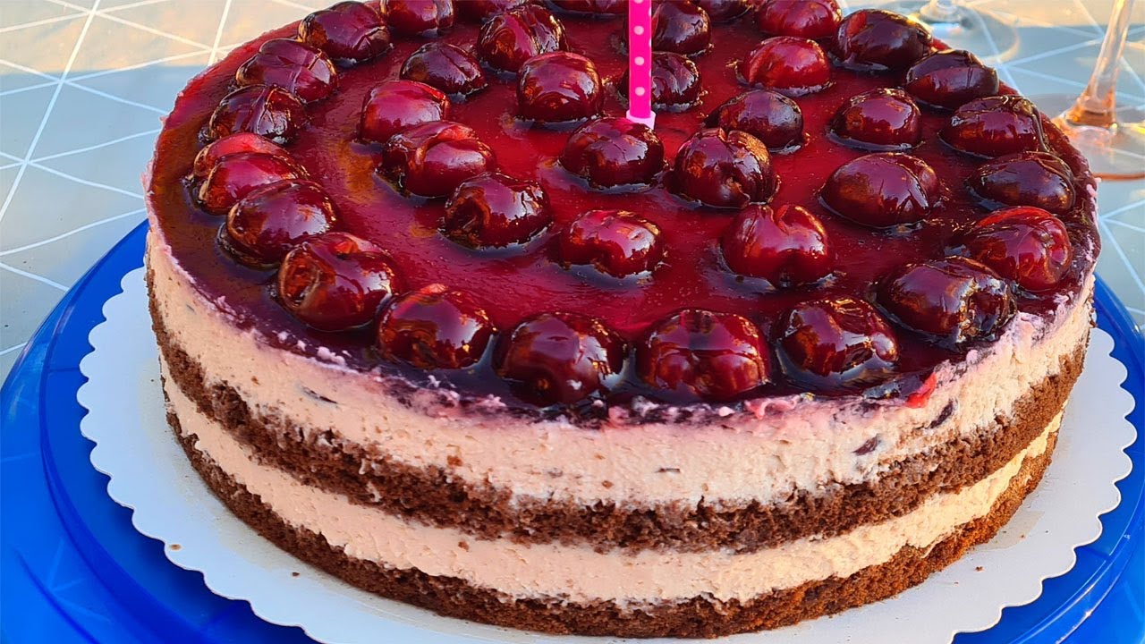 Fruchtige Kirschtorte mit Quark-Mascarponecreme und Schoko-Biskuitboden | Torte ohne Gelatine