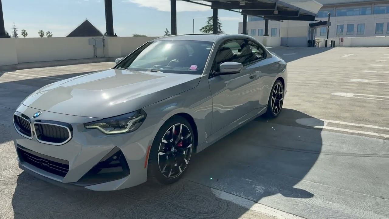 Introducing the 2025 230i Coupe in Brooklyn Grey | 4K