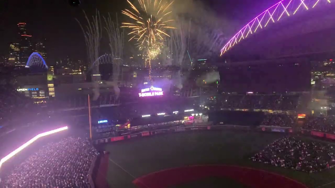 Seattle Mariners Fireworks Night 8/25/23
