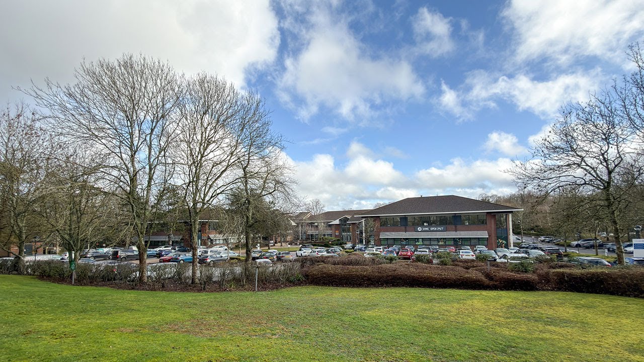 The Cresent | Viables Business park | Jays Close | Basingstoke | RG22 4BA