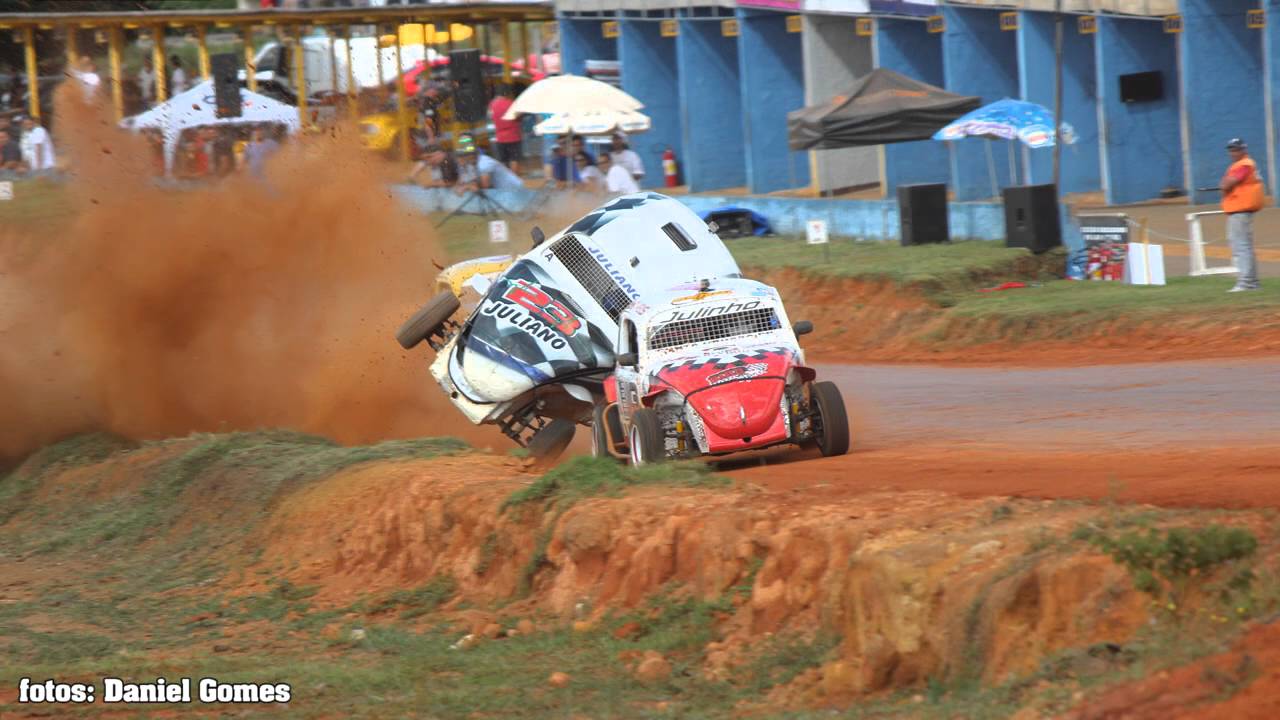 Acidente Juliano dos Anjos - 1&ordf; Etapa Paranaense de Velocidade na Terra 2016 - S. J. dos Pinhais