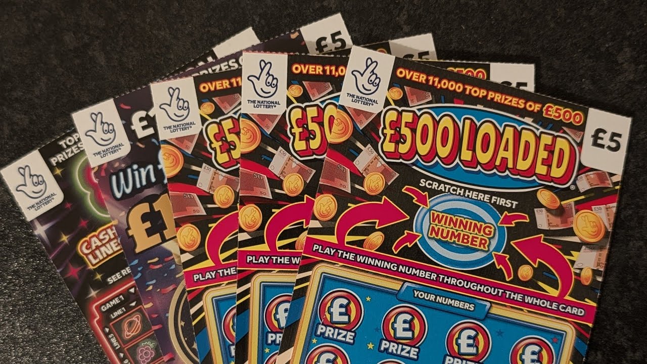 Набор лотерейных скретч-карт Allwyn National Lottery стоимостью 25 фунтов стерлингов каждая.