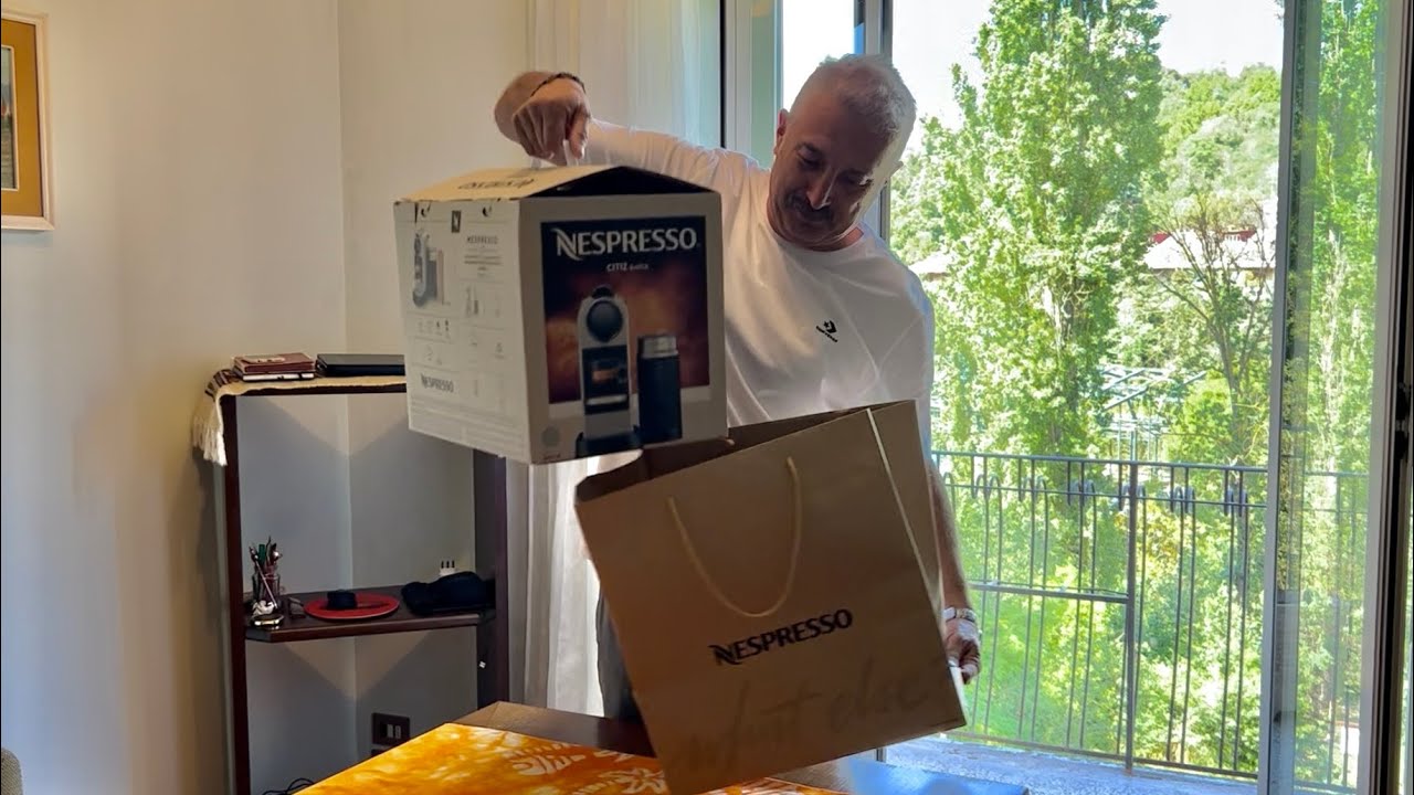 Nespresso CITIZ & MILK Kutu Açılımı