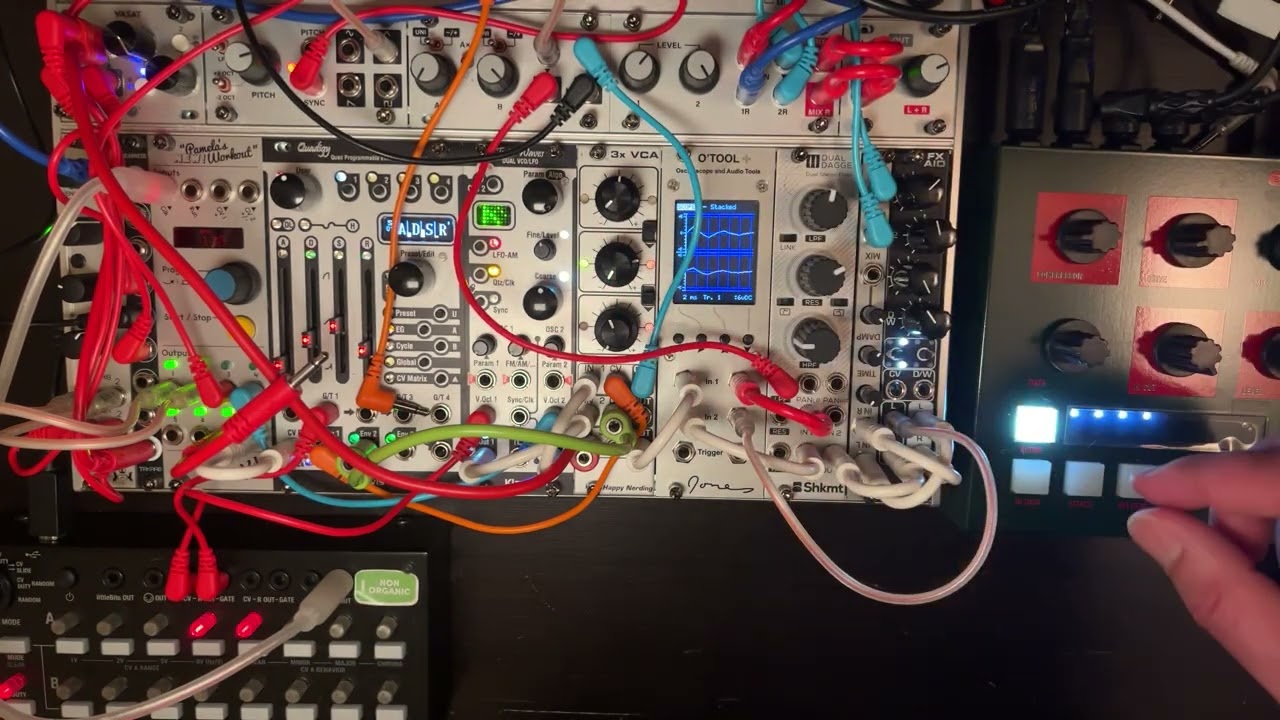 Klavis Quadigy, Klavis Twin Waves, Happy Nerding 3xVCA, Happy Nerding FX Aid, and Shakmat DualDagger