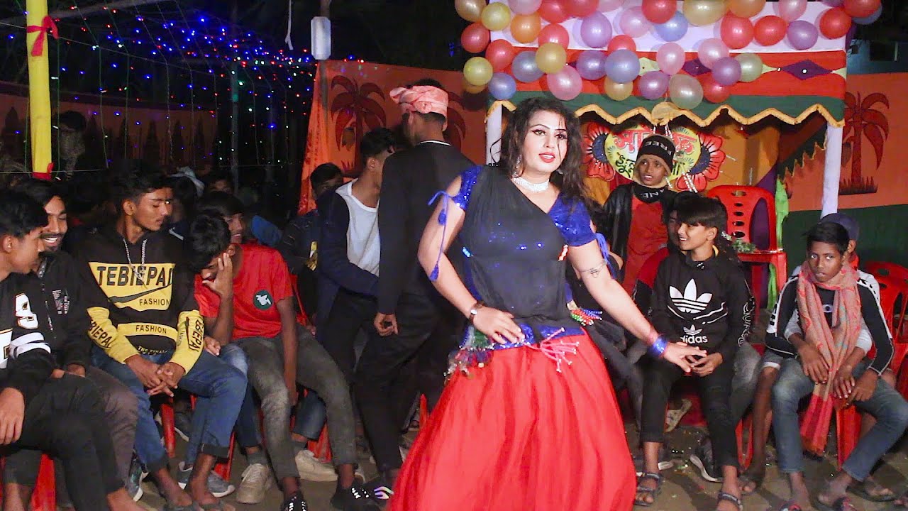 আমার ঠোঁট নরম গাল নরম মনটা নরম বিয়ে বাড়ির ড্যান্স Amar Thot Norom amar modern dance group megla