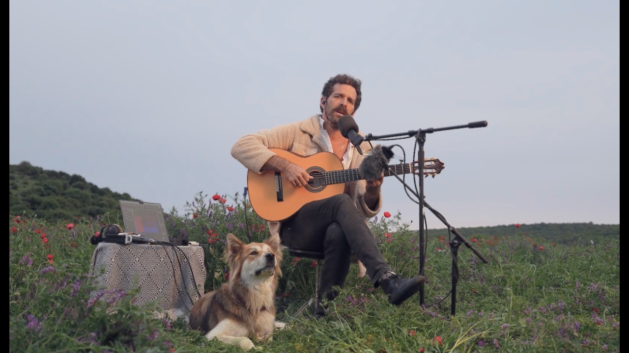 LIVE FROM THE FLOWERS : JUSTAN ÂME - REBOUND (ACOUSTIC) ft. BUDDY THE PUP