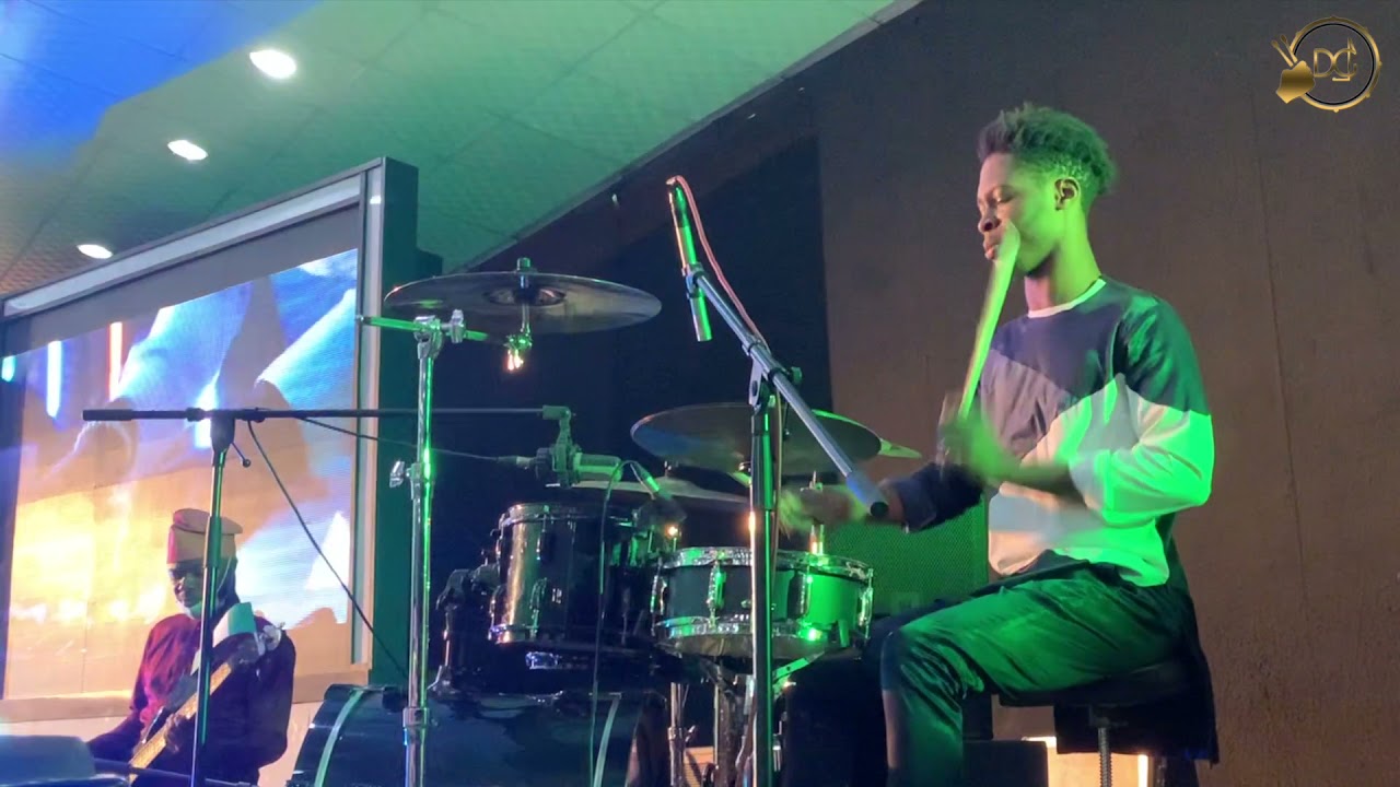 The Hottest Nigerian High Praise Is Here Again -  African Aria Aria Groove