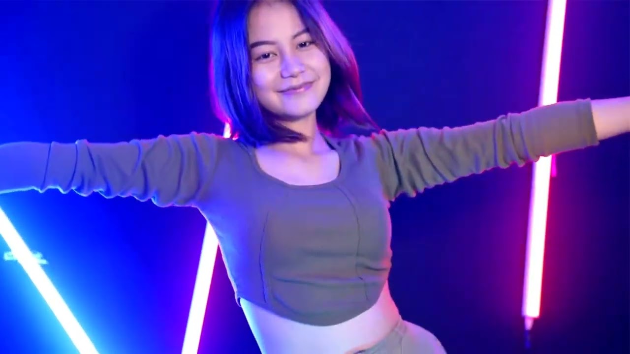 DJ REMIX ADA 2 LOBANG X SAKITNYA HATI INI (FAJAR HASMI)