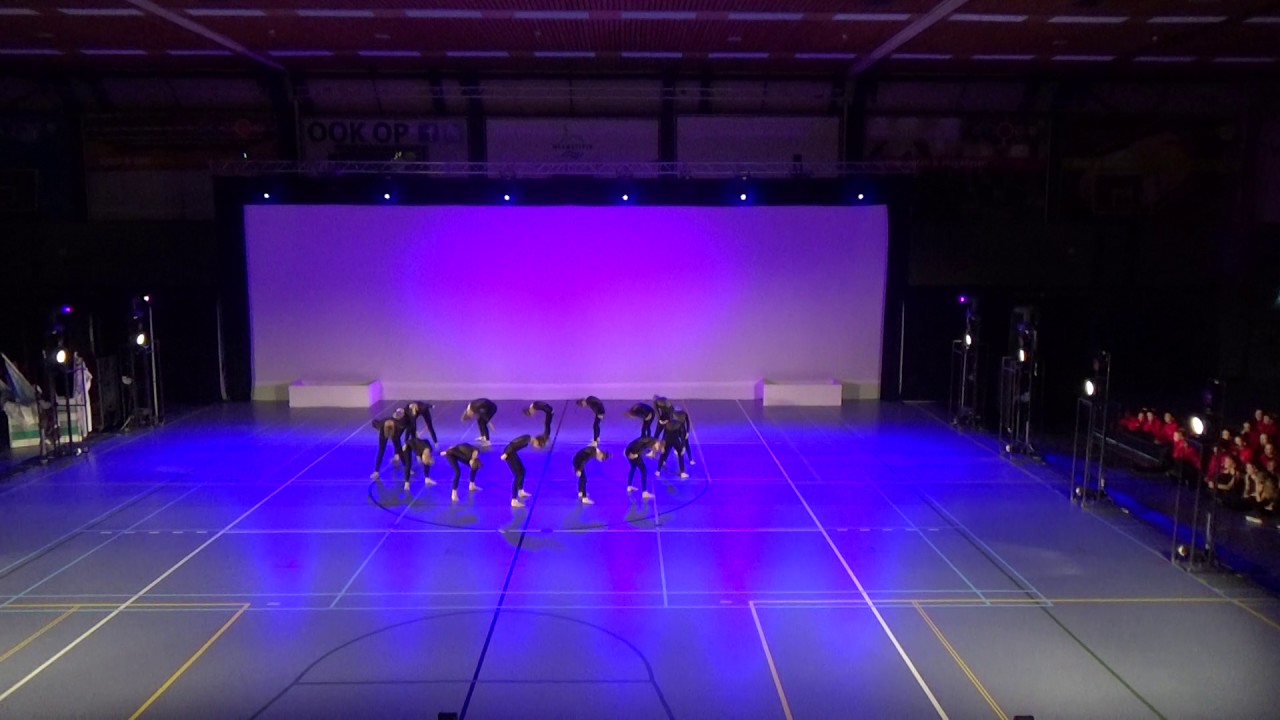Voorronde NK Nieuwegein 2017 B tm 13 Circle of life