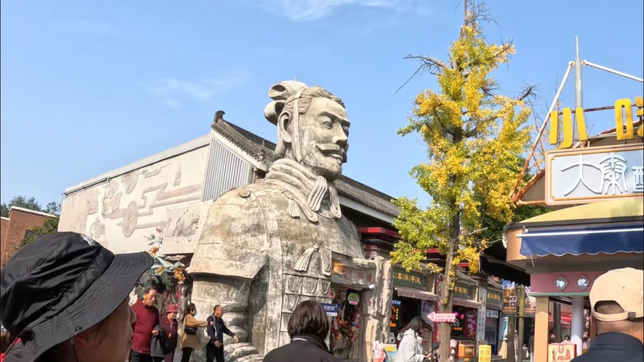 [건축시선] 진시황 병마용 박물관 주변상가, 진시황 무덤 秦始皇兵馬俑博物館周邊商鋪，秦始皇墓 Shops around the Terracotta Army Museum 