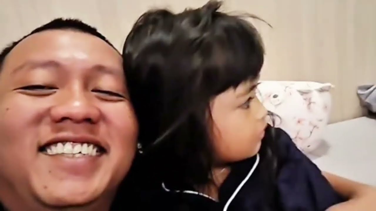 Denny caknan rindu anak dan istrinya 