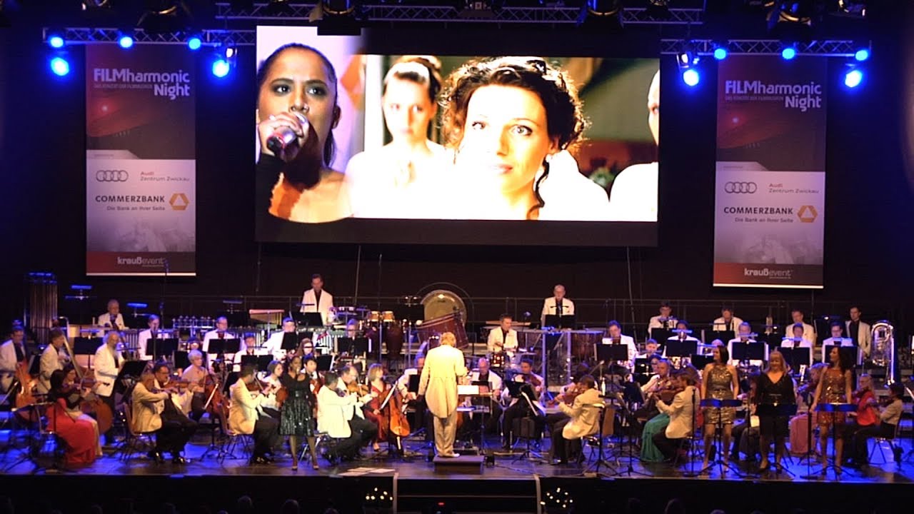 Ausverkaufte Stadthalle Zwickau zur 13. FILMharmonic Night
