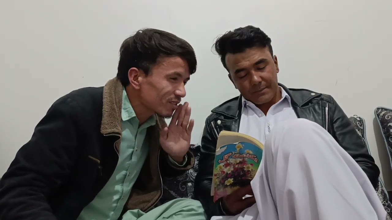 دوستان عزیز ویدئو عزل هزارگی از کریم رضایی وذاکر احمدی گوش کند زنگ دل مکنه وای وای  همایت کند عزیزان