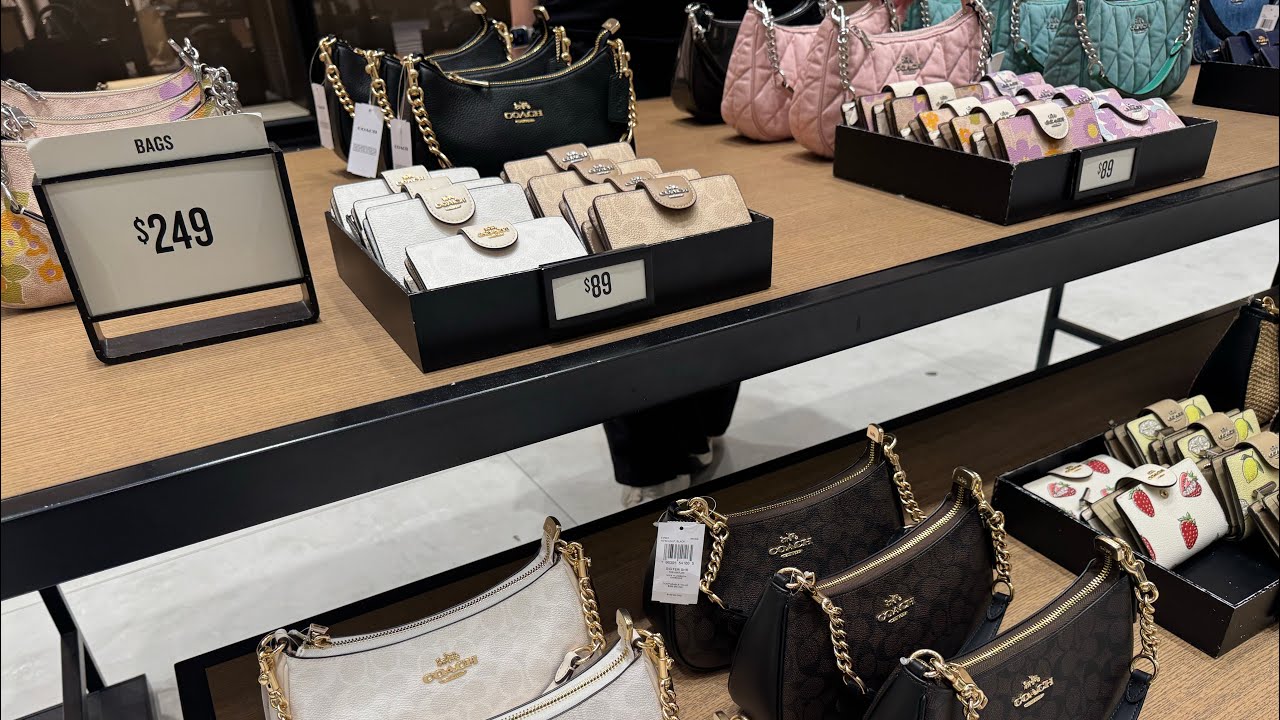 COACH OUTLET 🇨🇦 ~CANADA DAY SALE 2025~BAG~WALLET ~SHOES ~CLOTHES #shopping