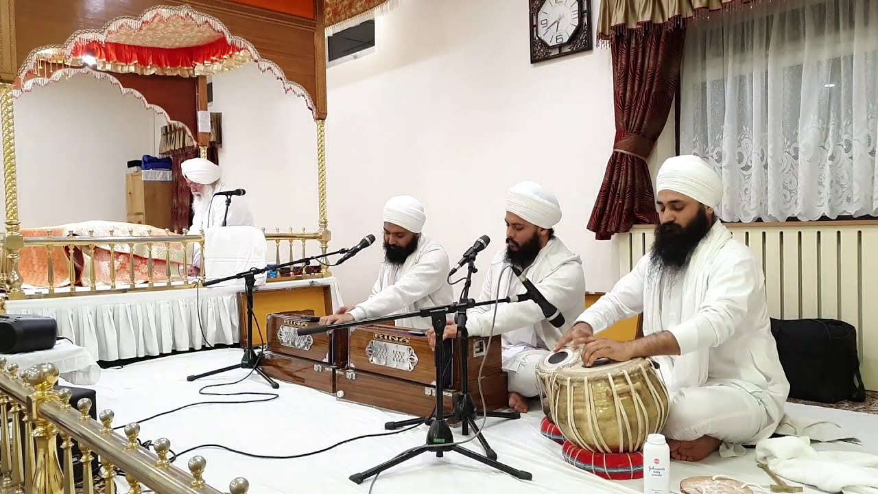Bin Pucheya Hi Le Jaye - Bhai Sukhwinder Singh Ji, Rajwinder Singh Ji & Harkirat Singh Ji.