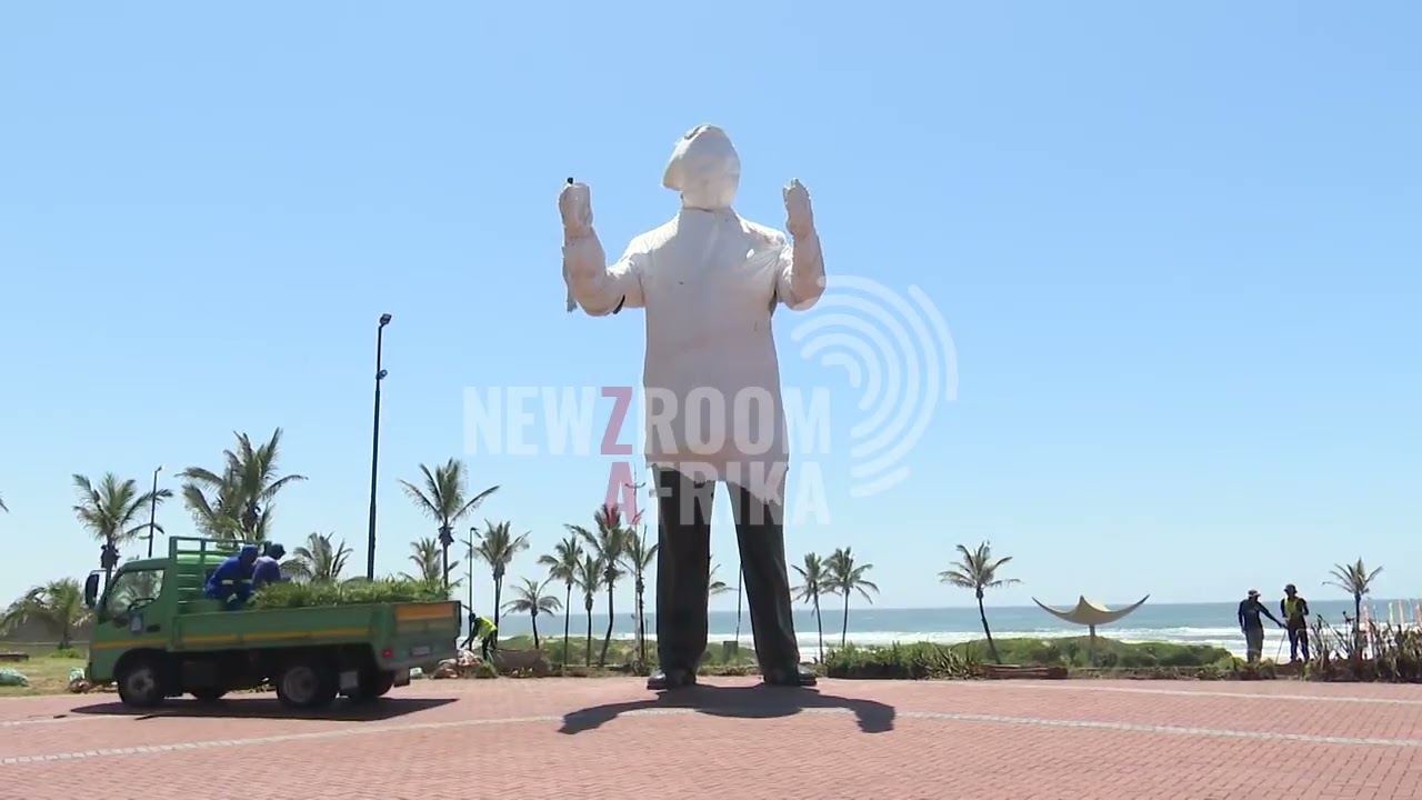 Mandela and Tambo statues still covered