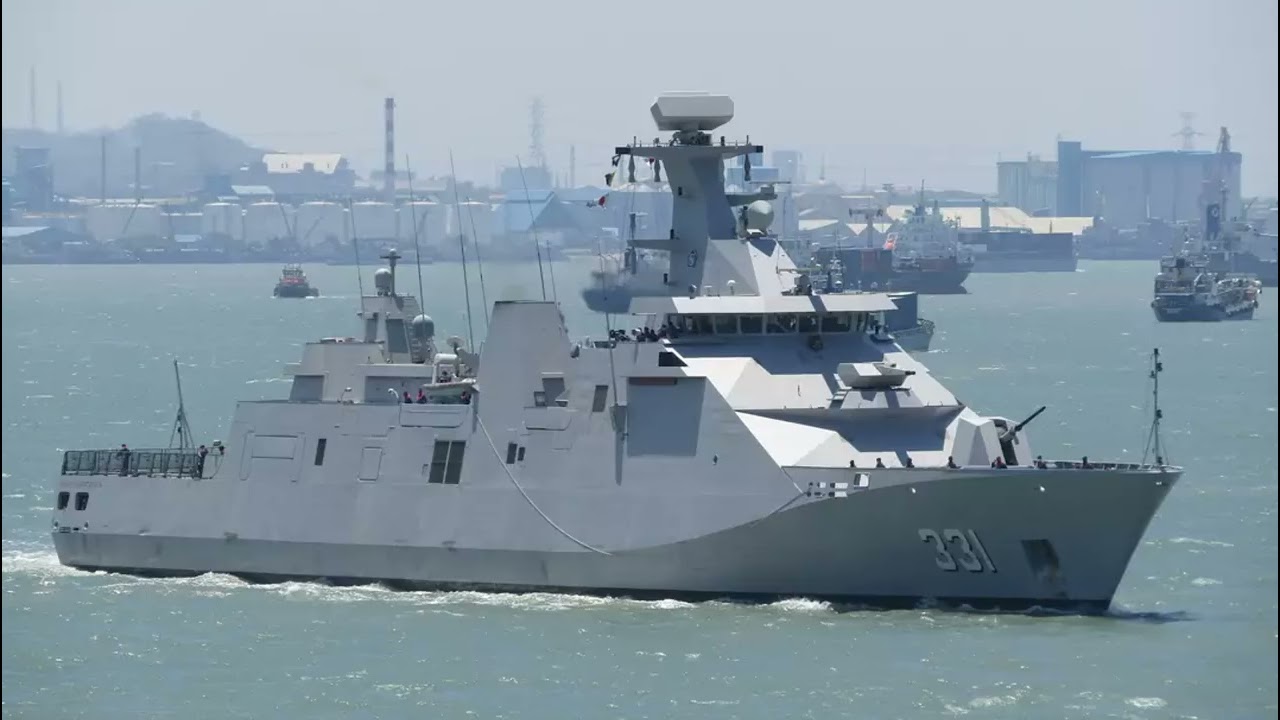 KRI Raden Eddy Martadinata (331) #tniindonesia #tni #tnial #foryou #foryoupage 
