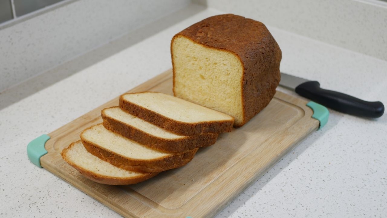 Japanese Milk Bread (Shokupan) | Step-by-Step Bread Machine Guide