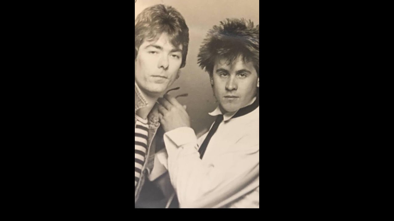 Rebel Faction - Can't Take My Eyes Off of You (1980s)
