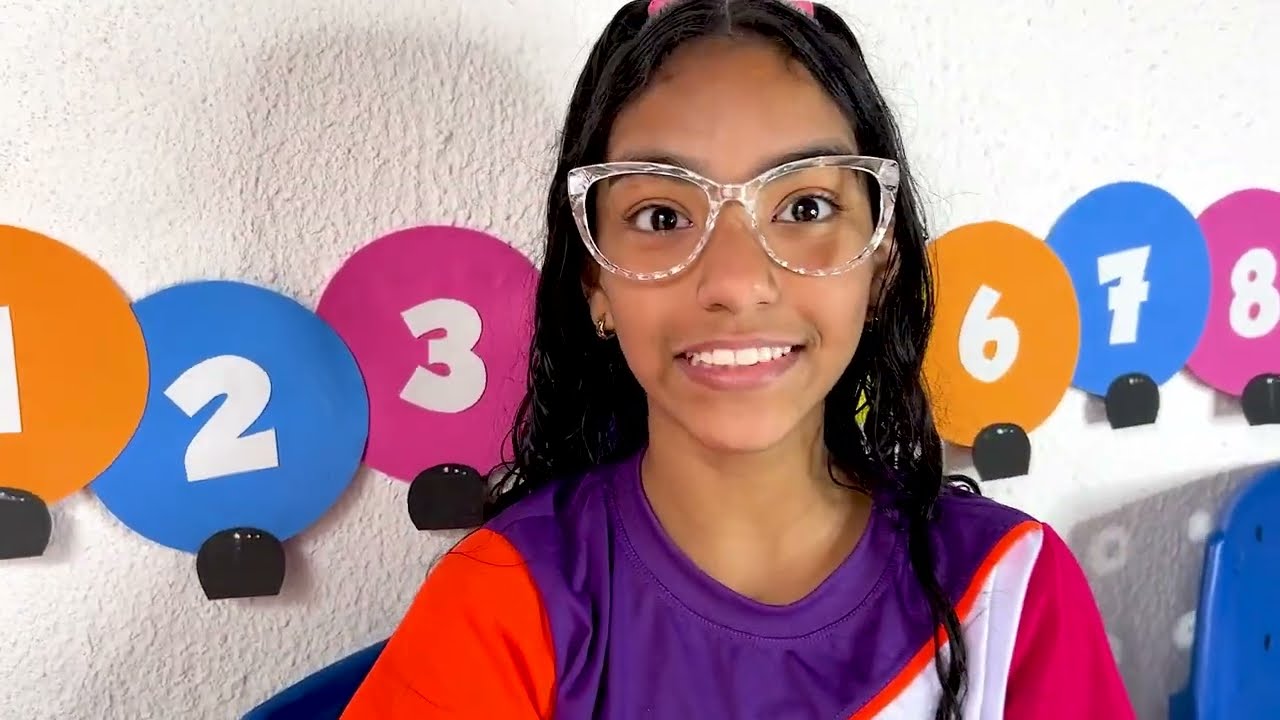 Rafinha e Giovanna mostram exemplos de diversidade na escola